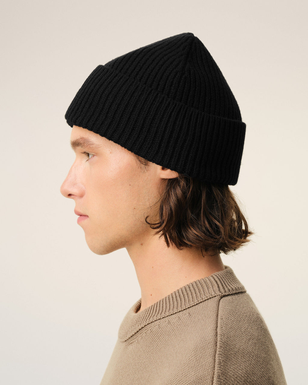 Black Wool Beanie With Contrasted Ami De Coeur
