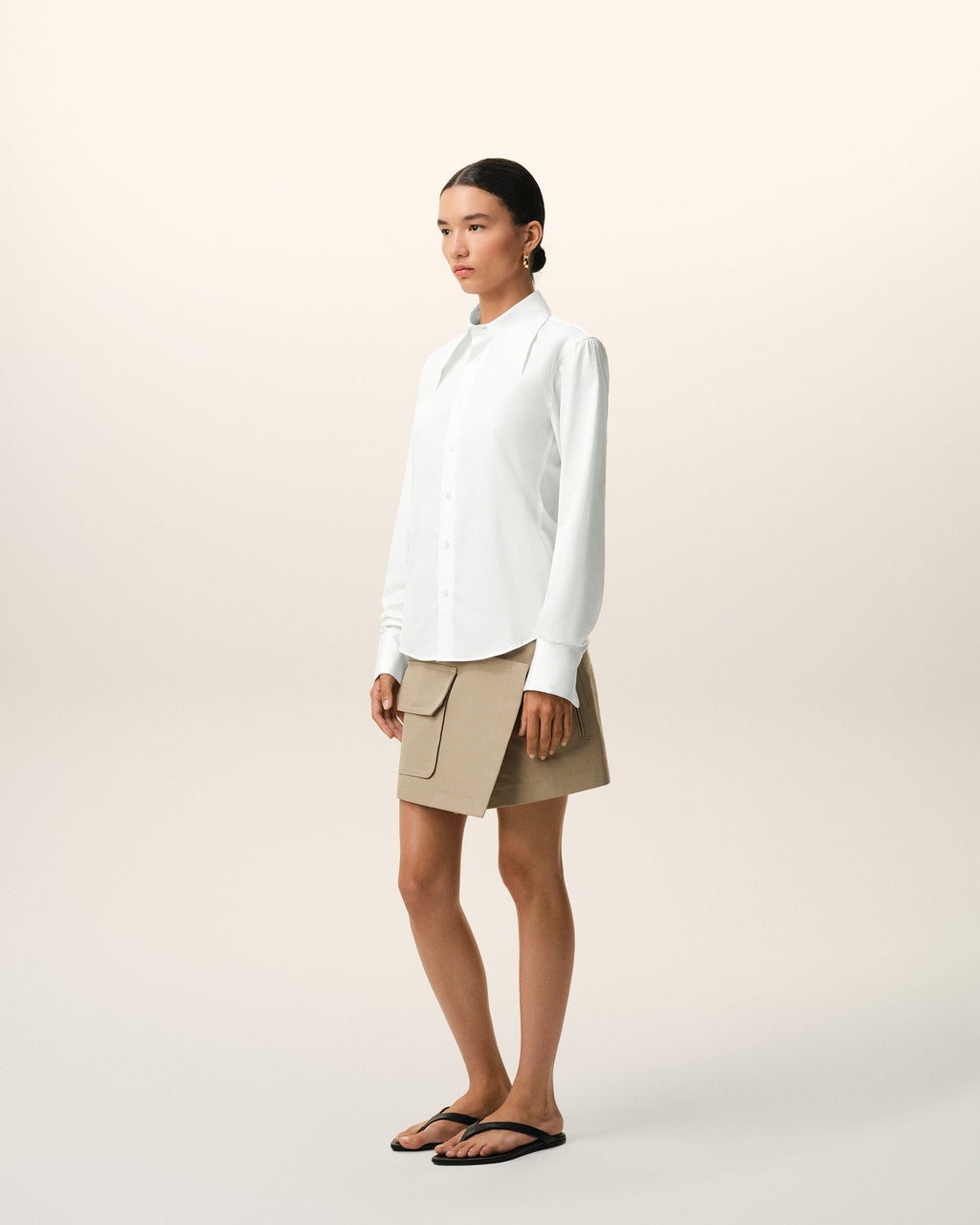 White Blended Silk Sharp Collar Adjusted Shirt