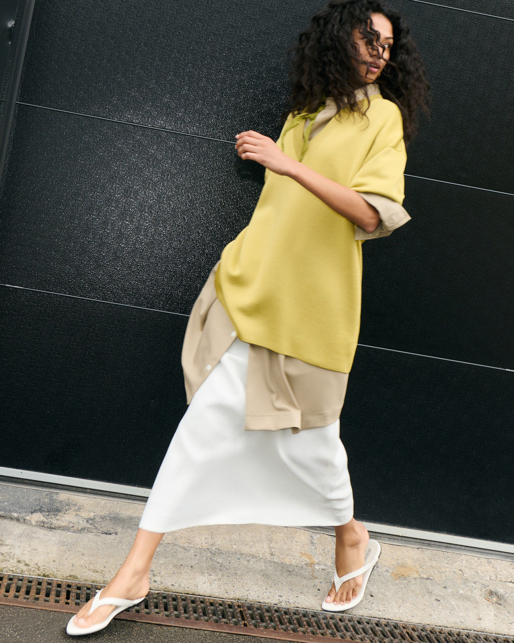 White Blended Linen Tailor Construction Long Trapeze Skirt