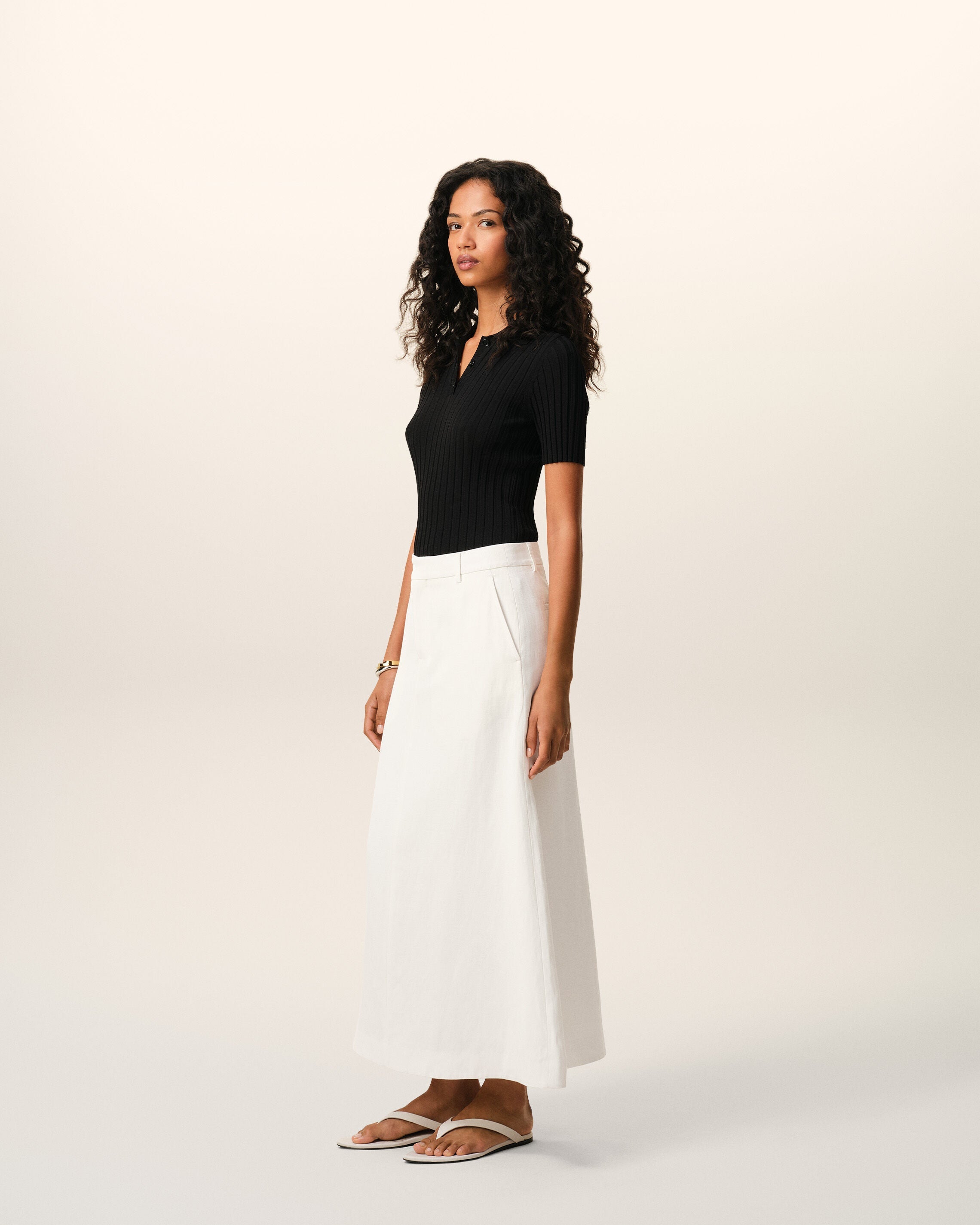 White Blended Linen Tailor Construction Long Trapeze Skirt