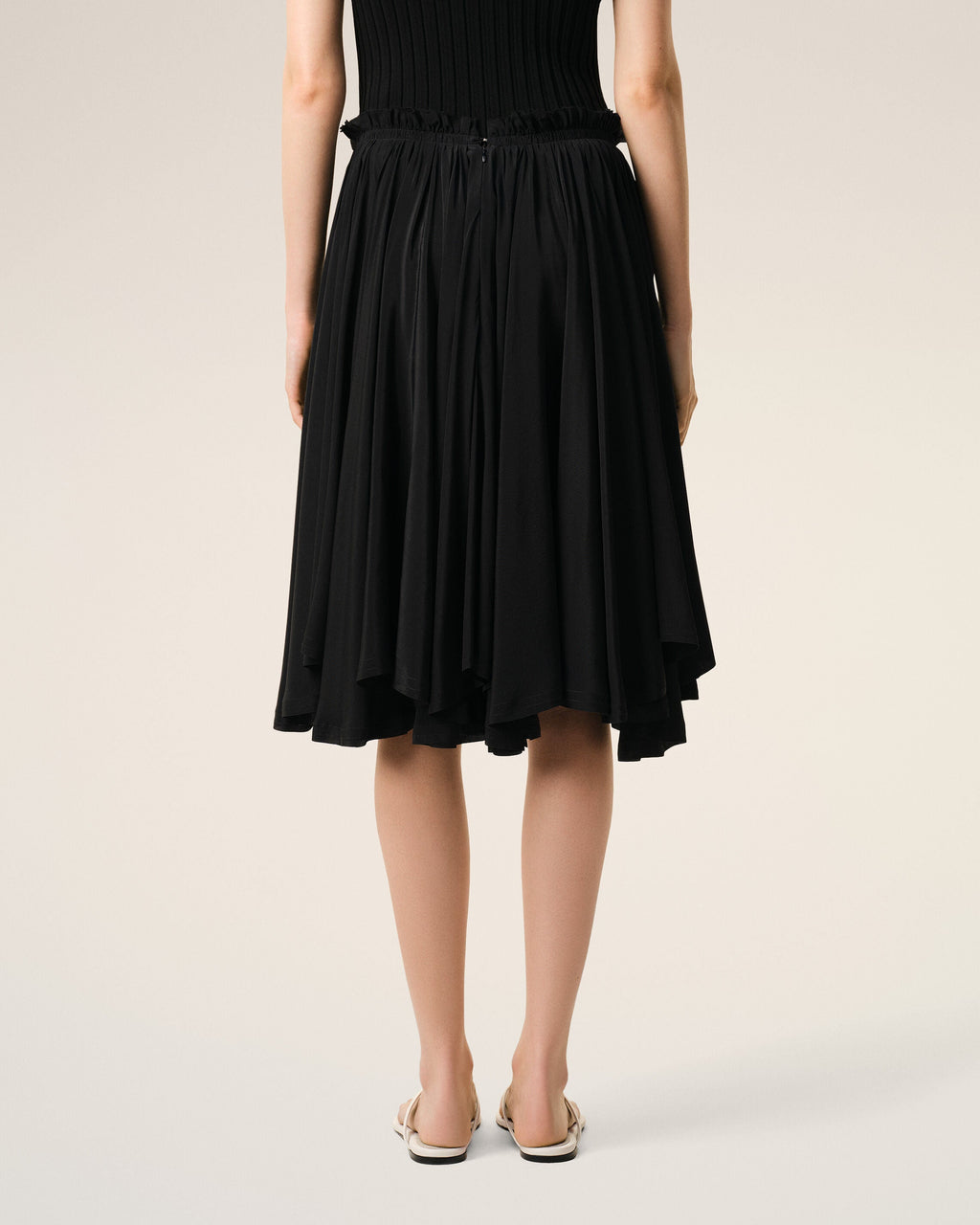 Black Blended Silk Midi Corolla Skirt