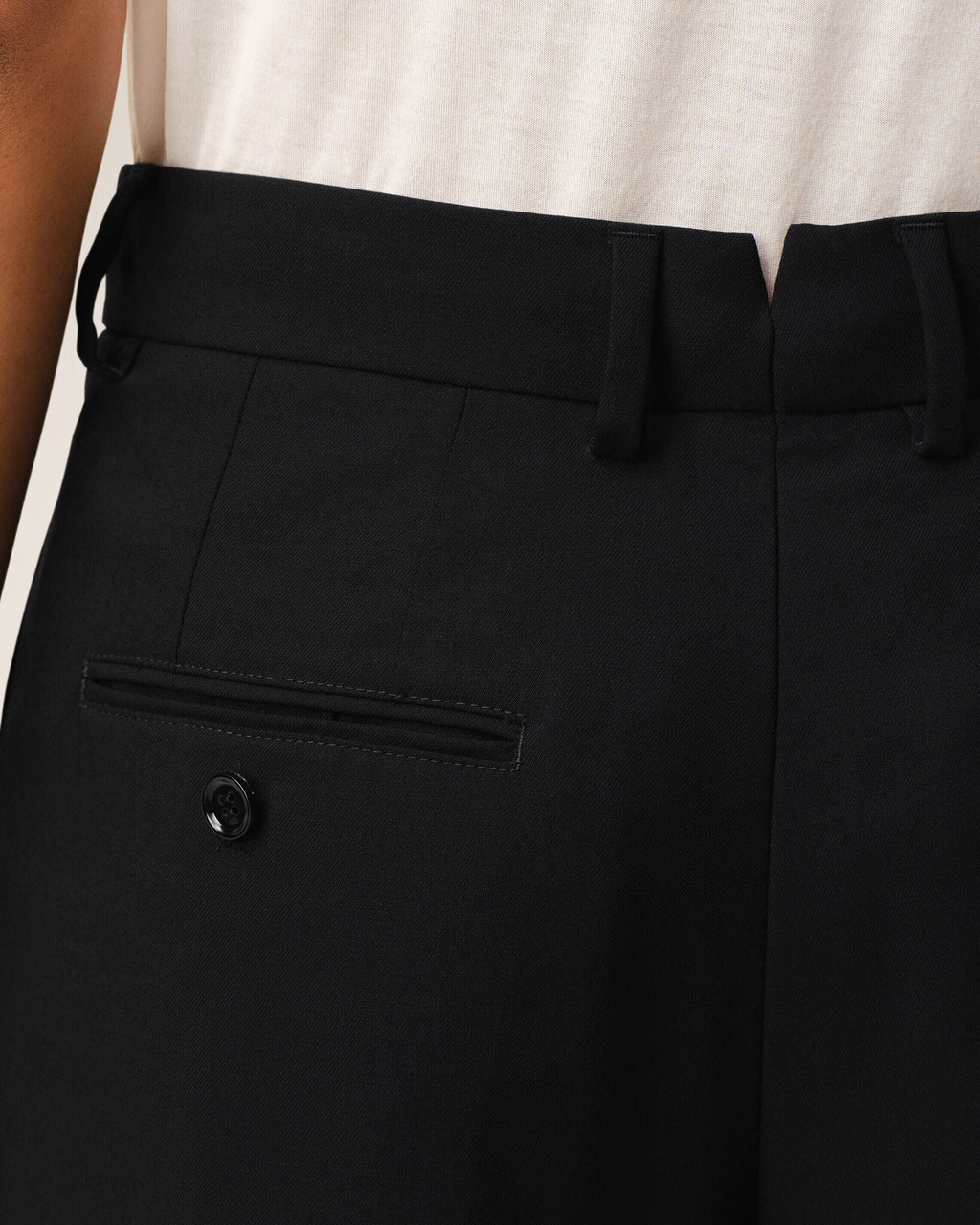Black New Wool High Waist Wide Bermuda Shorts