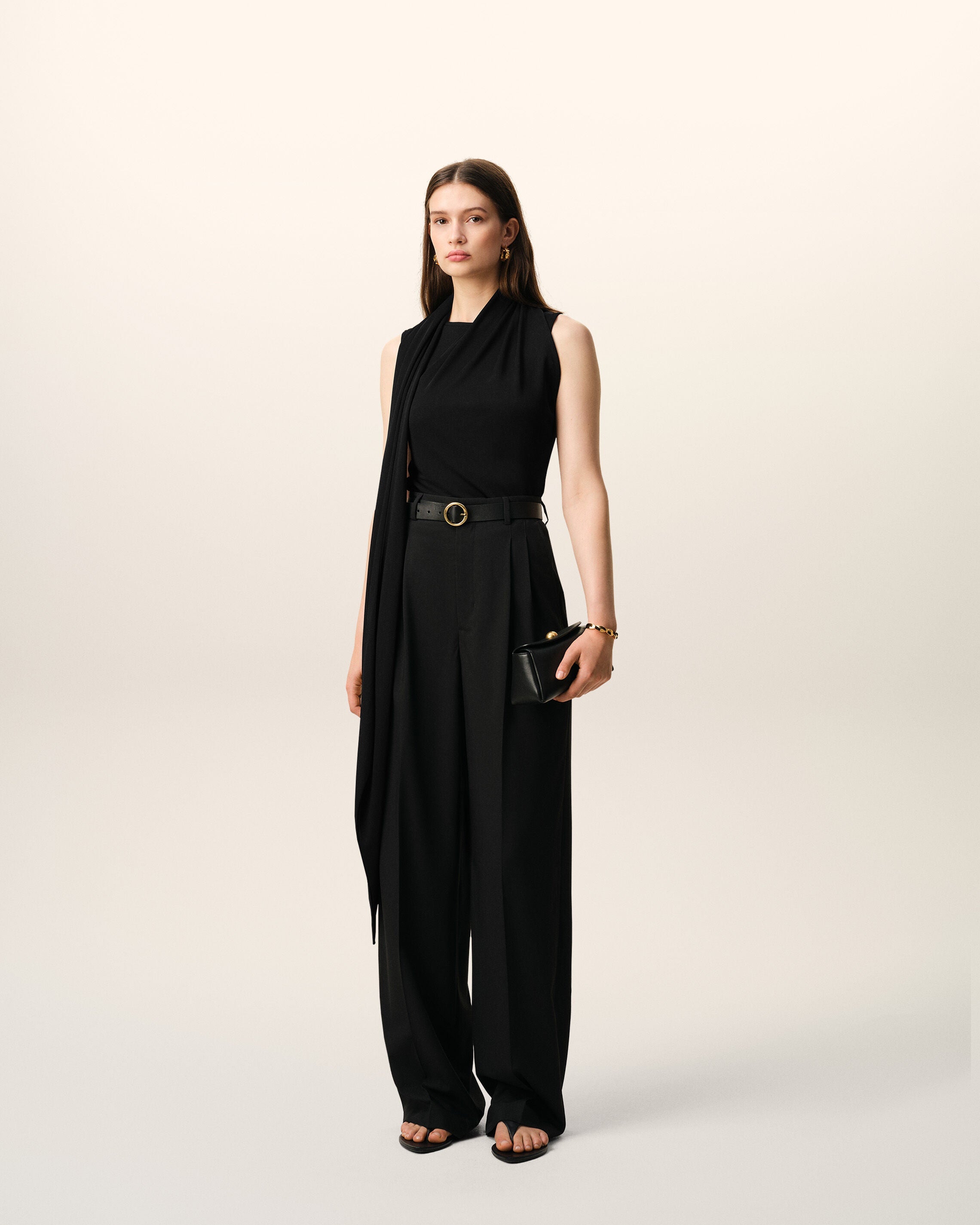 Black Jersey Sleeveless Lavalliere Top