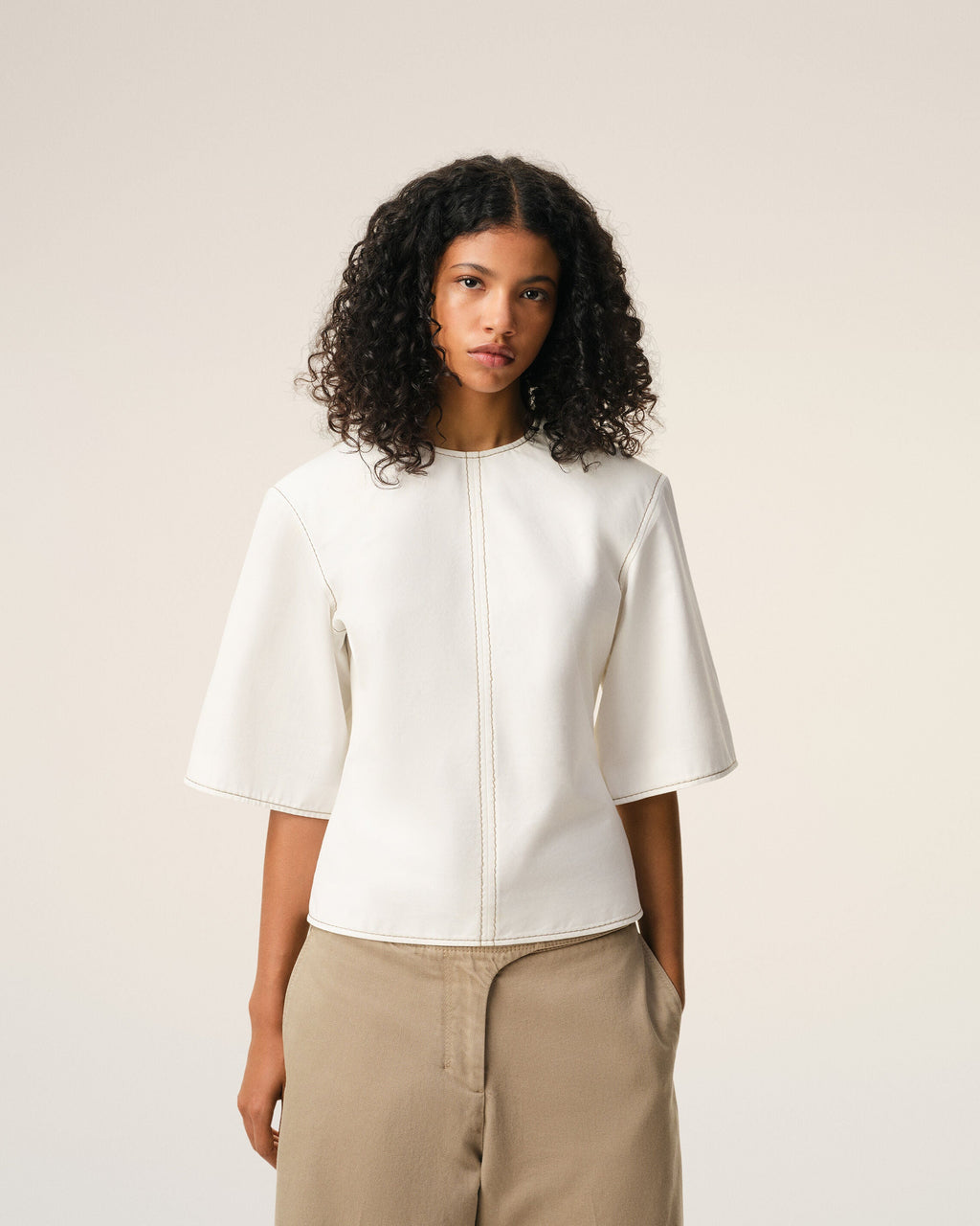 White Cotton Short Sleeves Fitted Top