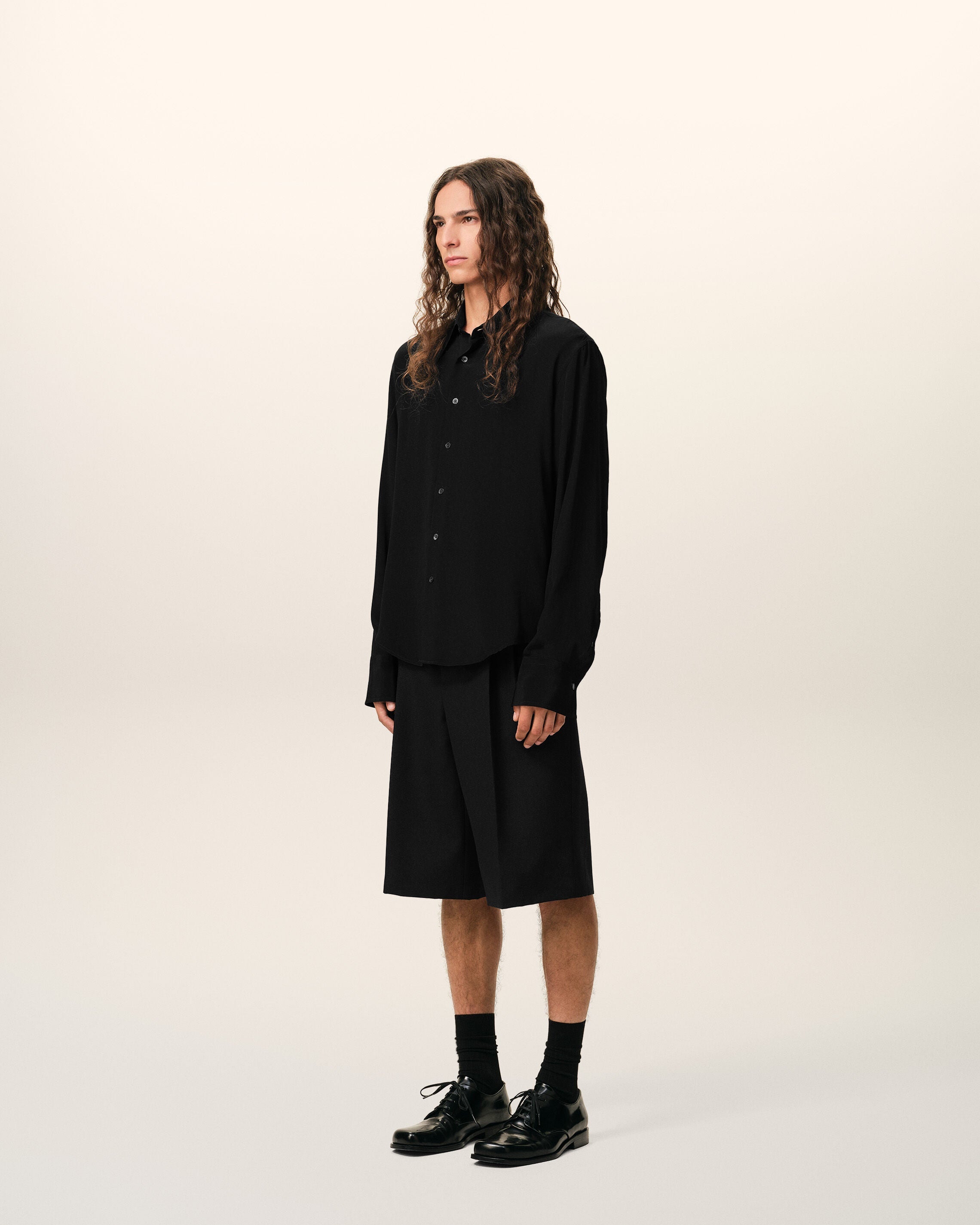 Black Blended Silk Sharp Collar Adjusted Shirt