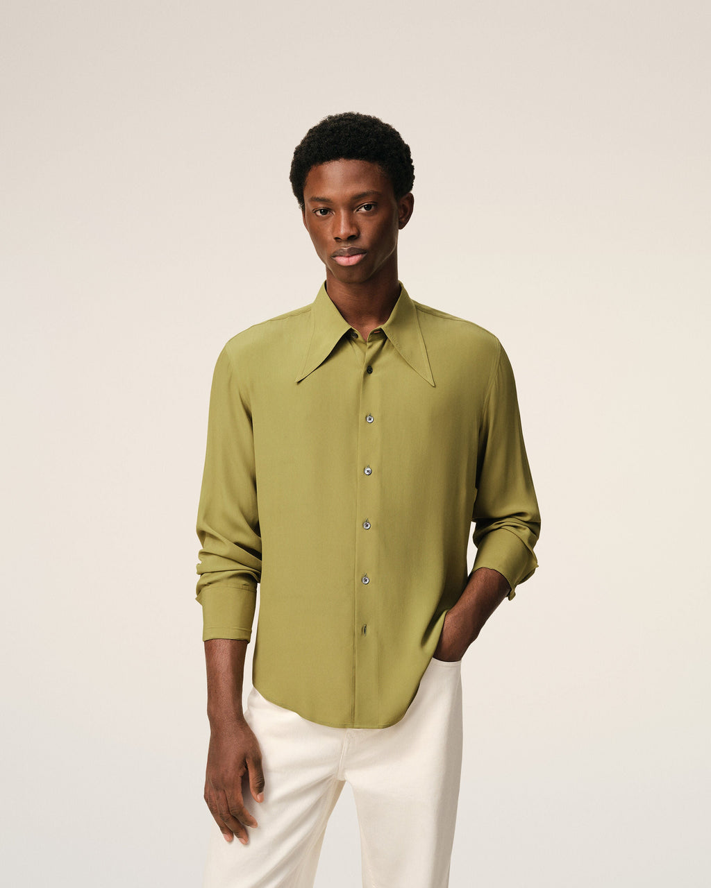 Green Blended Silk Sharp Collar Adjusted Shirt