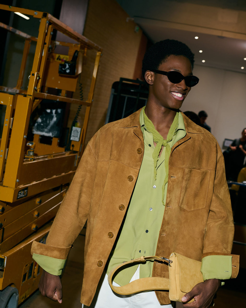 Green Blended Silk Sharp Collar Adjusted Shirt