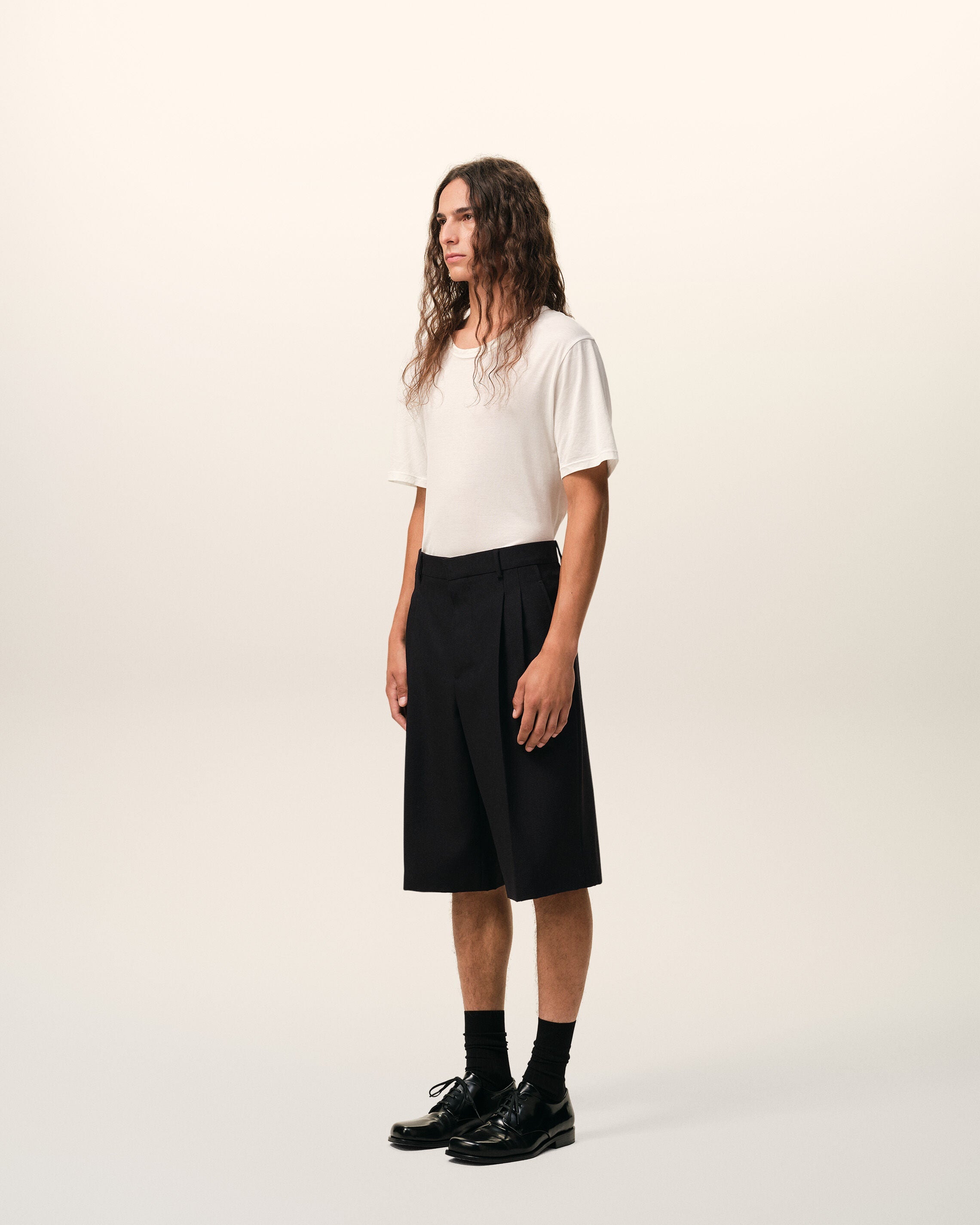 Black New Wool Low Waist Wide Bermuda Shorts