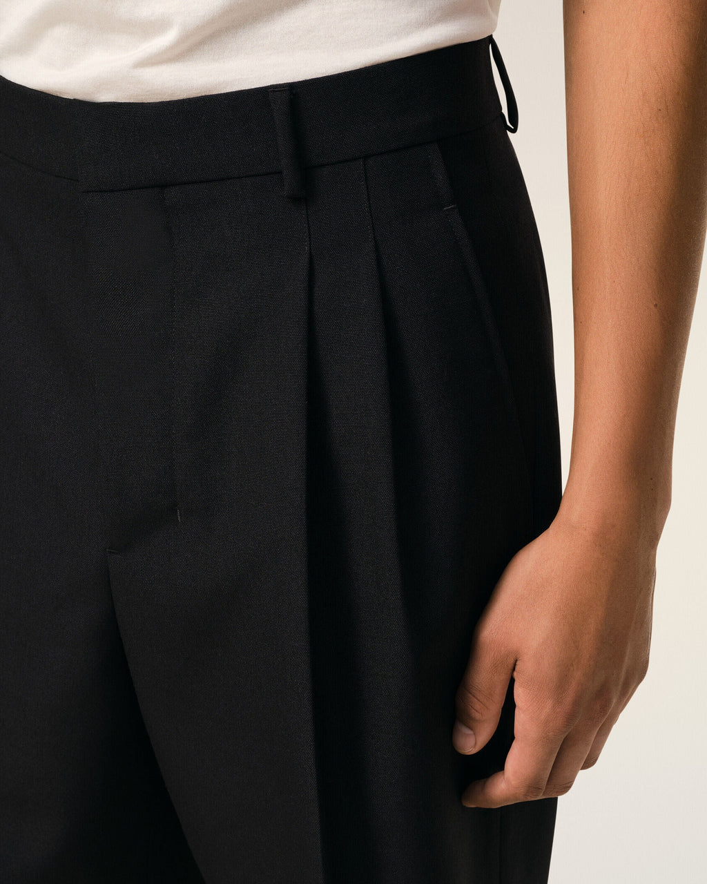 Black New Wool Low Waist Wide Bermuda Shorts