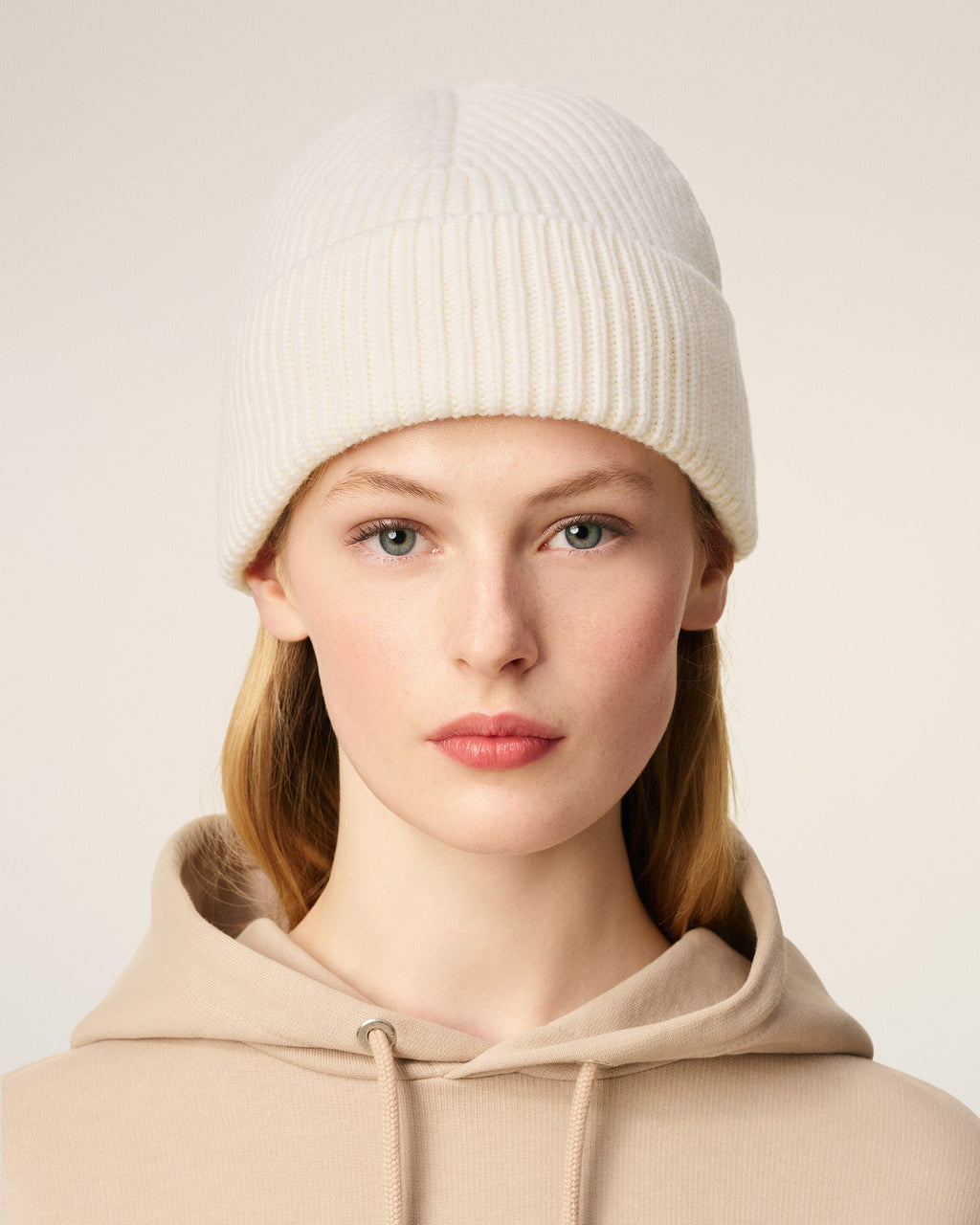 White Wool Ami De Coeur Beanie